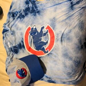 Chicago Cubs Tee and Hat